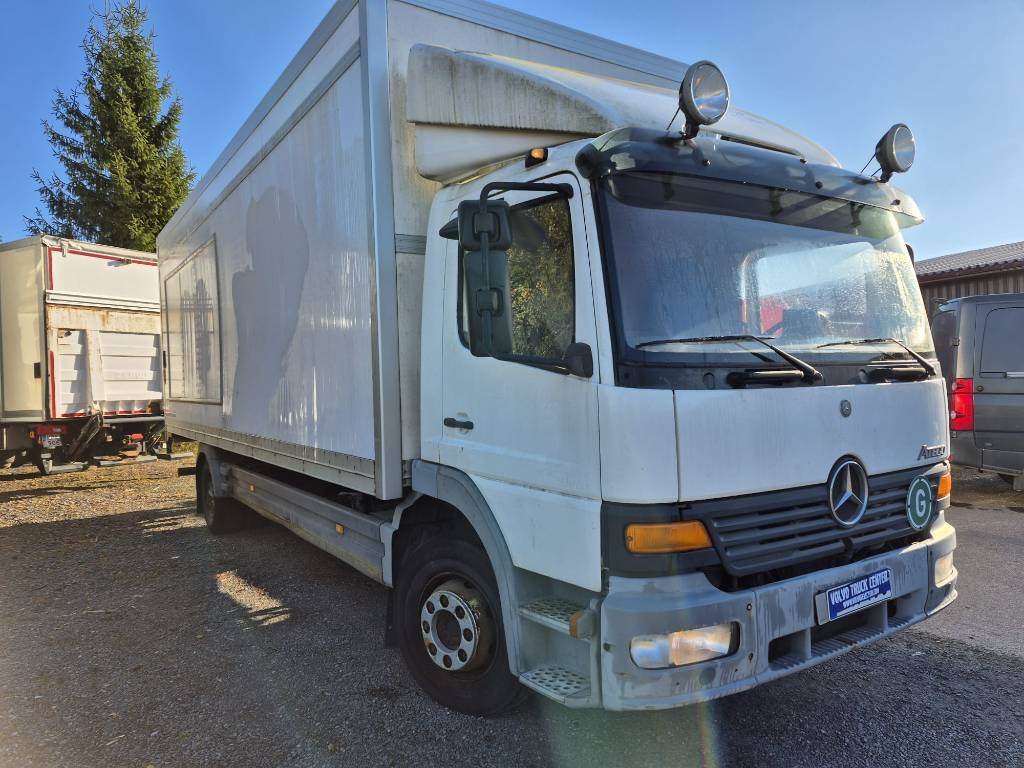 Mercedes-Benz Atego 1223 umpikori+pl nostin - Грузовик с закрытым кузовом: фото 2 Mercedes-Benz Atego 1223 umpikori+pl nostin - Грузовик с закрытым кузовом: фото 2