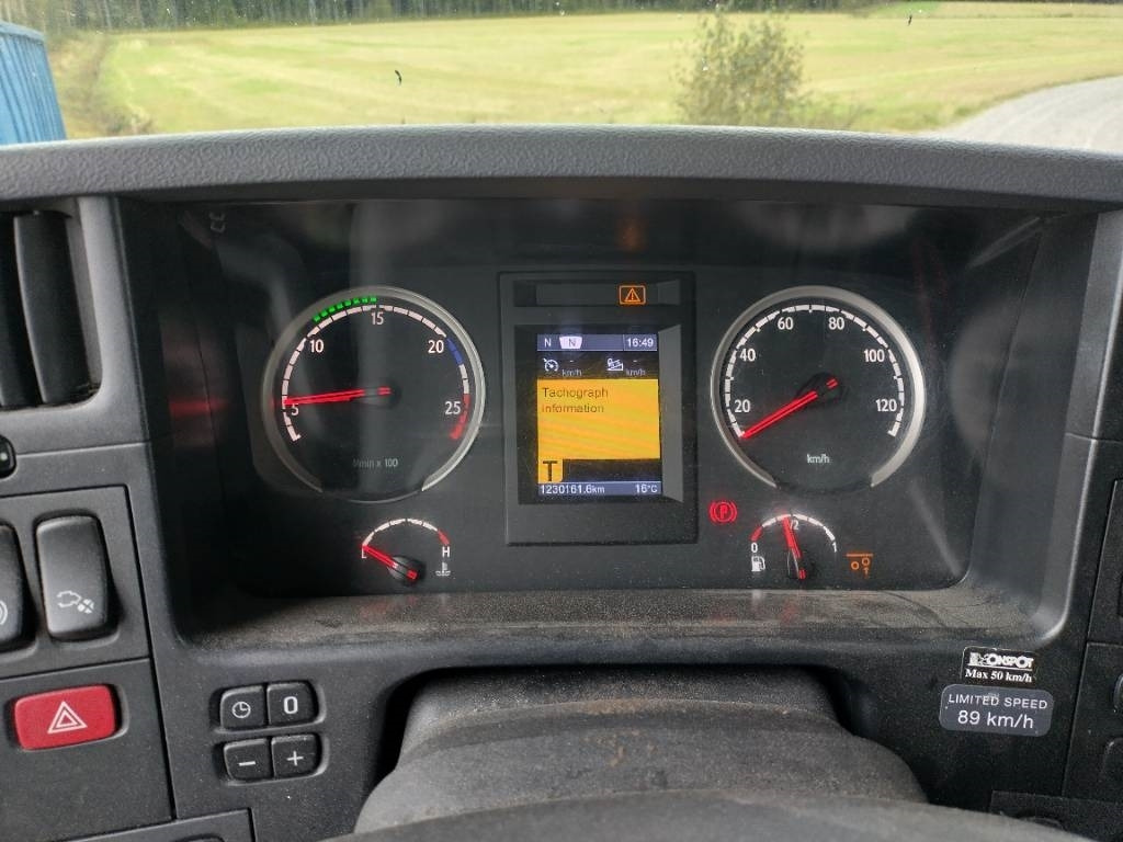 Scania R560 6x2 täysilmaj.uusi koneenkuljetusritilä - Грузовик бортовой/ Платформа: фото 5 Scania R560 6x2 täysilmaj.uusi koneenkuljetusritilä - Грузовик бортовой/ Платформа: фото 5