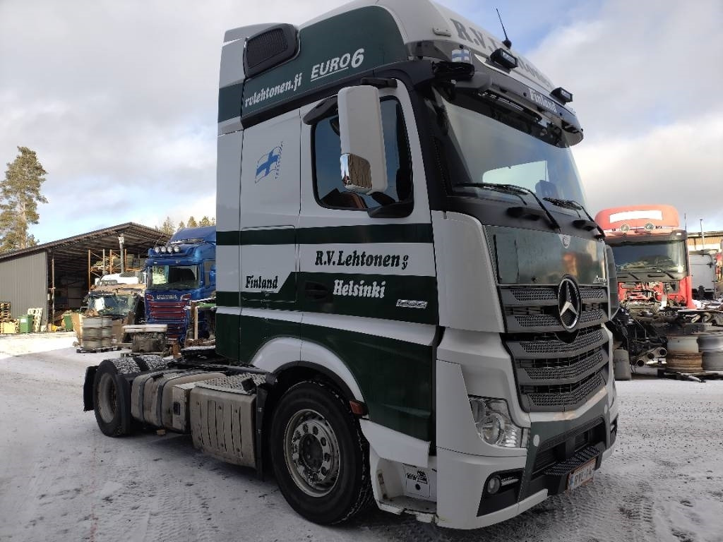 Mercedes-Benz Actros 1848 mega veturi - Тягач: фото 1 Mercedes-Benz Actros 1848 mega veturi - Тягач: фото 1