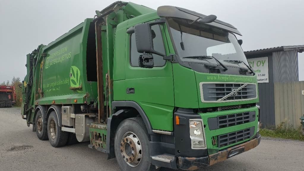 Volvo FM9 6x2 pakkaaja +nostin +etukippo - Мусоровоз: фото 4 Volvo FM9 6x2 pakkaaja +nostin +etukippo - Мусоровоз: фото 4