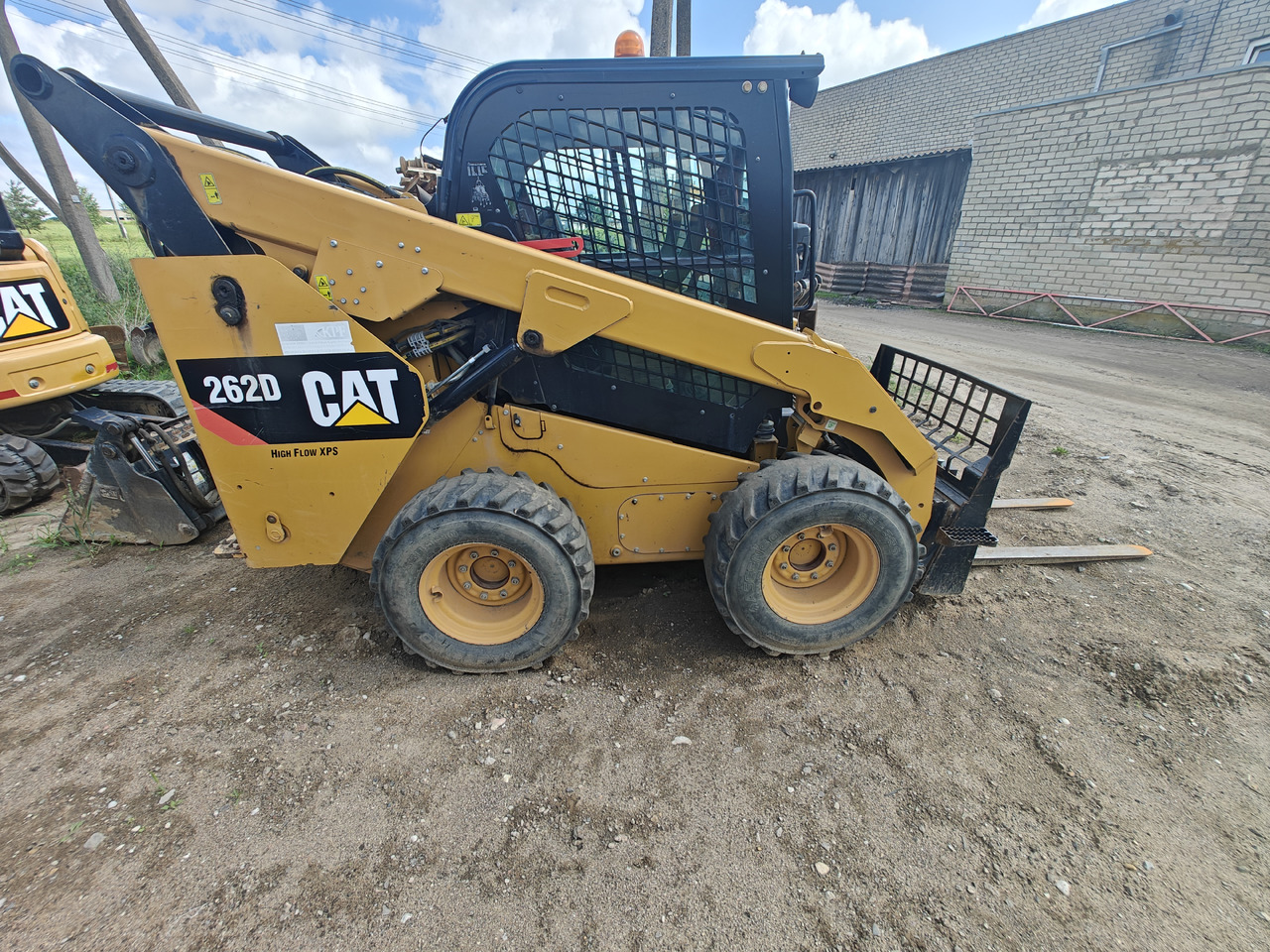 CATERPILLAR 262D - Мини-погрузчик с бортовым поворотом: фото 5 CATERPILLAR 262D - Мини-погрузчик с бортовым поворотом: фото 5