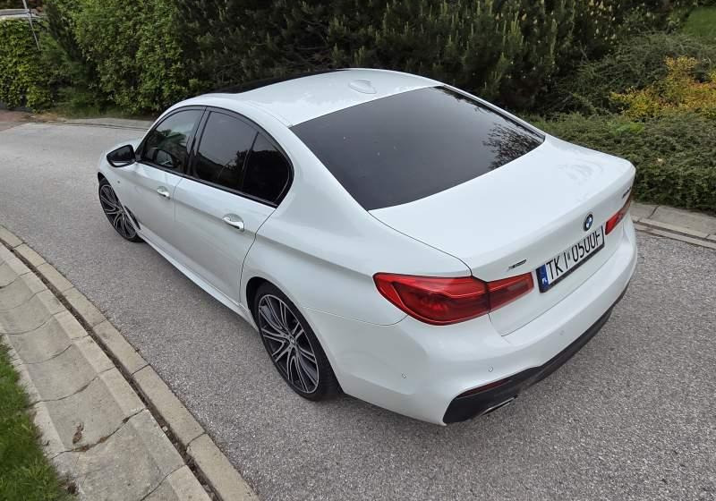 Inna BMW 530 D SERIA 5 XDRIVE M SPORT - Легковой автомобиль: фото 4 Inna BMW 530 D SERIA 5 XDRIVE M SPORT - Легковой автомобиль: фото 4