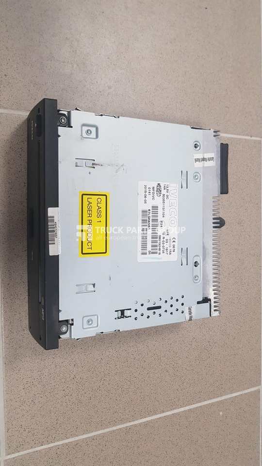 IVECO IVECO STRALIS EURO6 emission RADIO unit, CD player, MAGNETI MARELLI, SD card 5801924818 - Блок управления для Грузовиков: фото 2 IVECO IVECO STRALIS EURO6 emission RADIO unit, CD player, MAGNETI MARELLI, SD card 5801924818 - Блок управления для Грузовиков: фото 2