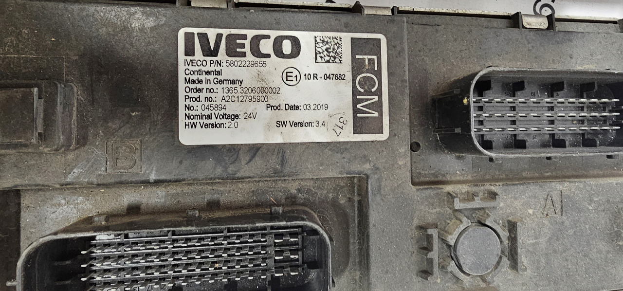 IVECO IVECO Stralis EURO6 FCM control unit 5801707095, 5801707090, 5802229856, 5802229658, 5802229655, A2C12795900, A2C97275103, 5802313941, 1365.3206000001, 014957, A3C0004780020 - Блок управления для Грузовиков: фото 3 IVECO IVECO Stralis EURO6 FCM control unit 5801707095, 5801707090, 5802229856, 5802229658, 5802229655, A2C12795900, A2C97275103, 5802313941, 1365.3206000001, 014957, A3C0004780020 - Блок управления для Грузовиков: фото 3