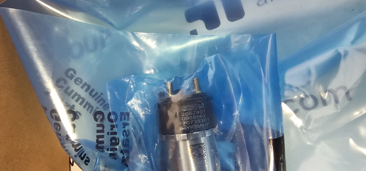 Scania injectors unit injectors XPI, EURO5, EURO6 DC13 engine, DC1305, DC1307, DC1310, DC13147 L01, DC13115, DC13124, DC13158, 2057401, 2036181, 2031835, 574423, 1933612, 575176, 2057401, 2036181, 203 - Распределитель впрыска для Грузовиков: фото 4 Scania injectors unit injectors XPI, EURO5, EURO6 DC13 engine, DC1305, DC1307, DC1310, DC13147 L01, DC13115, DC13124, DC13158, 2057401, 2036181, 2031835, 574423, 1933612, 575176, 2057401, 2036181, 203 - Распределитель впрыска для Грузовиков: фото 4