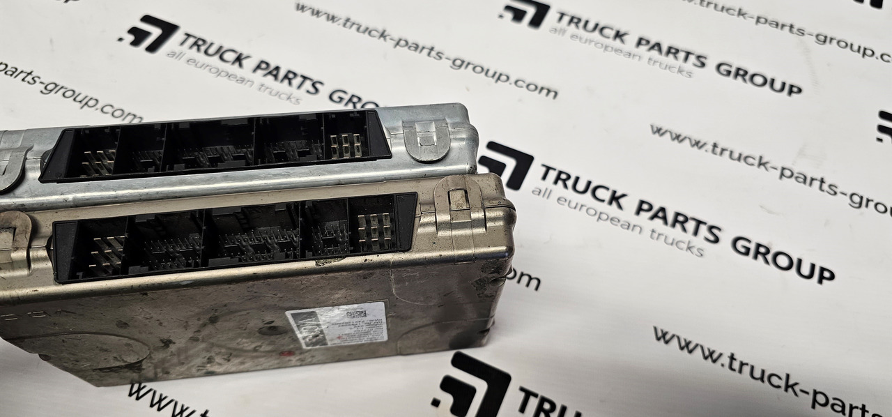 DAF DAF XF106, XF105, EURO5, EURO6 VIC3 unit, VIC3-L control unit 1799293, 1879016, 1799293, 1907429, 1778409, 1879015, 1879015, 2206310, 2141304, 2025292, 298961, 2206311, 2141289, 2139671, 2206308, 213 - Запчасти для Грузовиков: фото 4 DAF DAF XF106, XF105, EURO5, EURO6 VIC3 unit, VIC3-L control unit 1799293, 1879016, 1799293, 1907429, 1778409, 1879015, 1879015, 2206310, 2141304, 2025292, 298961, 2206311, 2141289, 2139671, 2206308, 213 - Запчасти для Грузовиков: фото 4