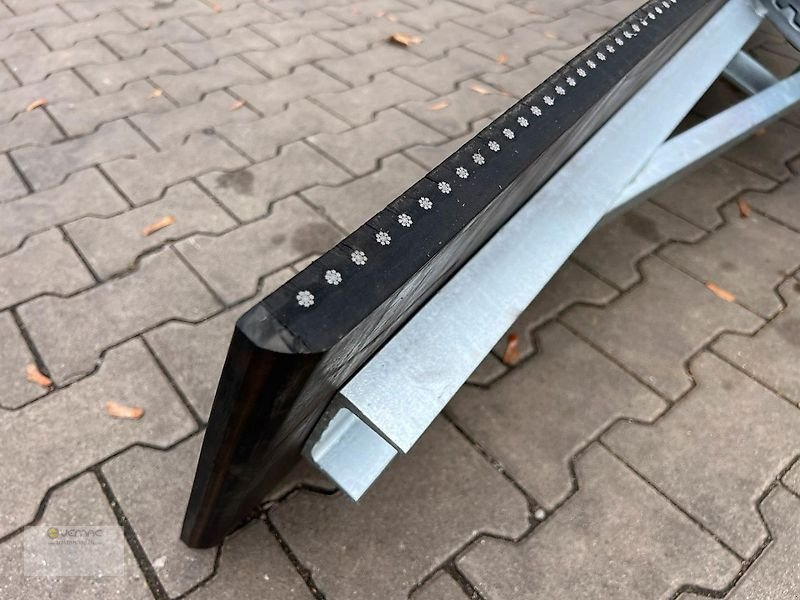 Новый Отвал Vemac Gummischieber 200 Verstellbar EURO Gülleschieber Mistschieber NEU: фото 16 Новый Отвал Vemac Gummischieber 200 Verstellbar EURO Gülleschieber Mistschieber NEU: фото 16