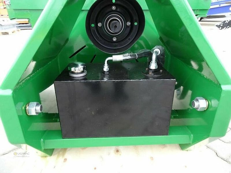 Vemac Holzhäcksler Agrifarm WOD11H Holzschredder Häcksler Hydraulik, bis 13cm Holzeinzug - Измельчитель древесины: фото 4 Vemac Holzhäcksler Agrifarm WOD11H Holzschredder Häcksler Hydraulik, bis 13cm Holzeinzug - Измельчитель древесины: фото 4