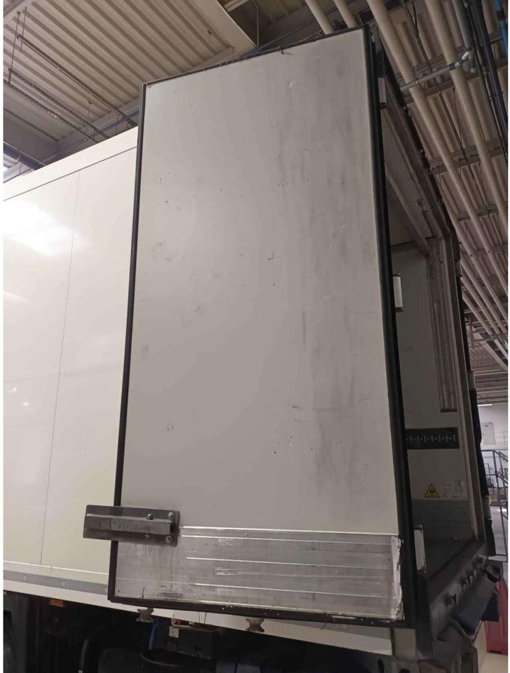 2018 Krone SDR Double Deck Cool Liner FP45 ThermoKing SLXi 300 Lifting Axle - Полуприцеп-рефрижератор: фото 2 2018 Krone SDR Double Deck Cool Liner FP45 ThermoKing SLXi 300 Lifting Axle - Полуприцеп-рефрижератор: фото 2
