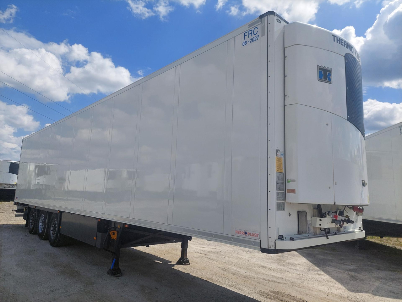 2018 Schmitz Cargobull SKO Double Deck FP 60 ThermoKing SLXi 300 Lifting Axle - Полуприцеп-рефрижератор: фото 4 2018 Schmitz Cargobull SKO Double Deck FP 60 ThermoKing SLXi 300 Lifting Axle - Полуприцеп-рефрижератор: фото 4