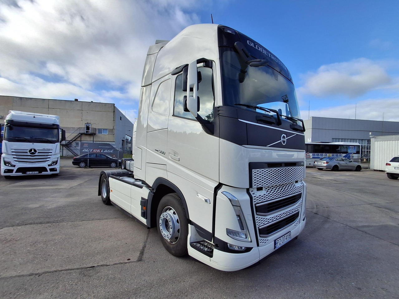 2023 Volvo FH 500 Globetrotter XL Side Skirts - Тягач: фото 1 2023 Volvo FH 500 Globetrotter XL Side Skirts - Тягач: фото 1
