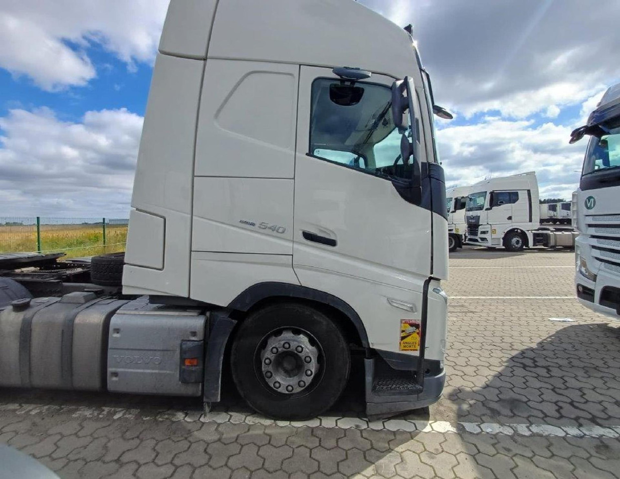 2023 Volvo FH 540 Globetrotter XL Retarder - Тягач: фото 3 2023 Volvo FH 540 Globetrotter XL Retarder - Тягач: фото 3