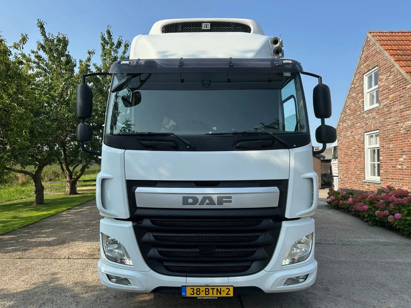 DAF CF 330 / NL TRUCK / EURO 6 / THERMOKING T-1200R / TAIL LIFT + DOORS - Рефрижератор: фото 2 DAF CF 330 / NL TRUCK / EURO 6 / THERMOKING T-1200R / TAIL LIFT + DOORS - Рефрижератор: фото 2