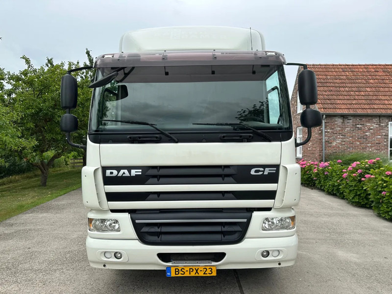 DAF CF 75.250 / NL TRUCK / EURO 5 / 4X2 / HYDRAULIC RAMPS / FULL AIR - Автовоз: фото 2 DAF CF 75.250 / NL TRUCK / EURO 5 / 4X2 / HYDRAULIC RAMPS / FULL AIR - Автовоз: фото 2