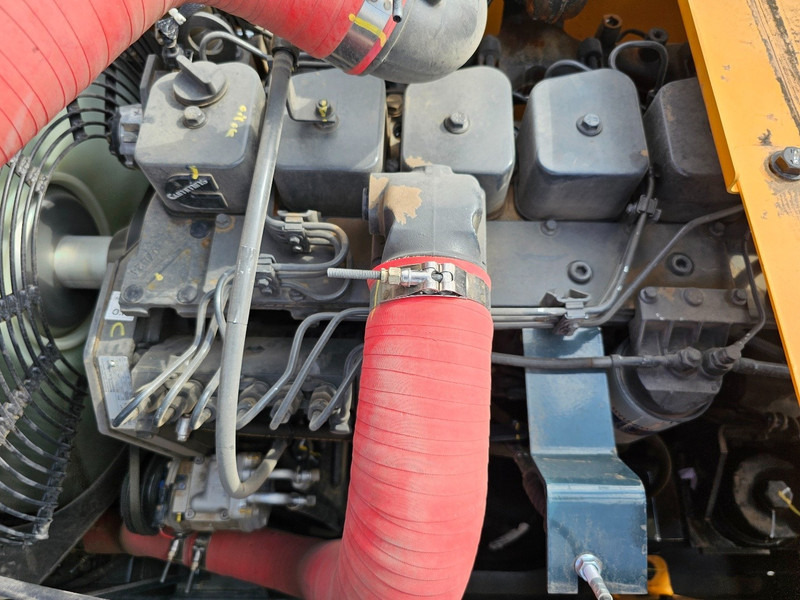Новый Гусеничный экскаватор Hyundai R215L: фото 11