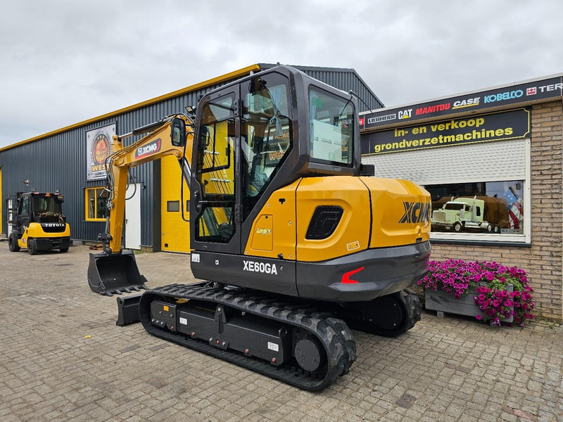 XCMG XE60GA - Мини-экскаватор: фото 3 XCMG XE60GA - Мини-экскаватор: фото 3