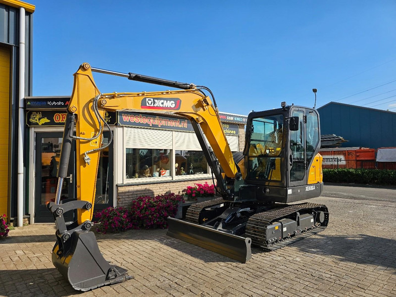 XCMG XE60GA - Мини-экскаватор: фото 2 XCMG XE60GA - Мини-экскаватор: фото 2
