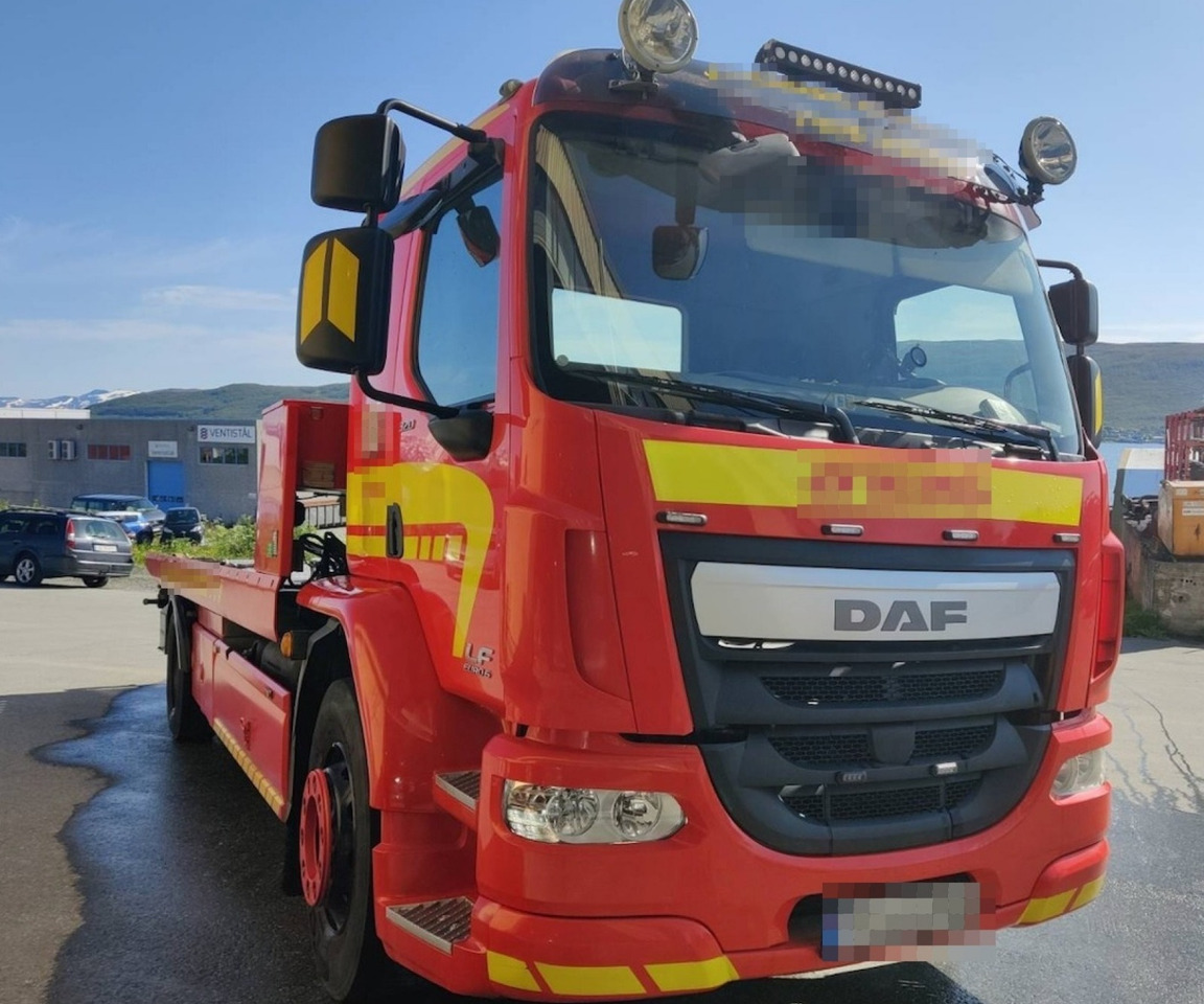 DAF LF 320 - Эвакуатор: фото 1 DAF LF 320 - Эвакуатор: фото 1
