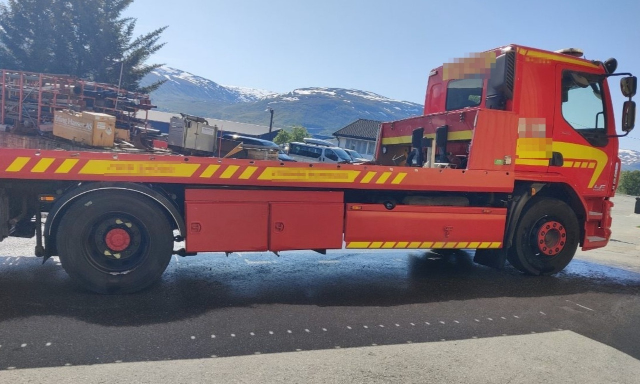 DAF LF 320 - Эвакуатор: фото 2 DAF LF 320 - Эвакуатор: фото 2