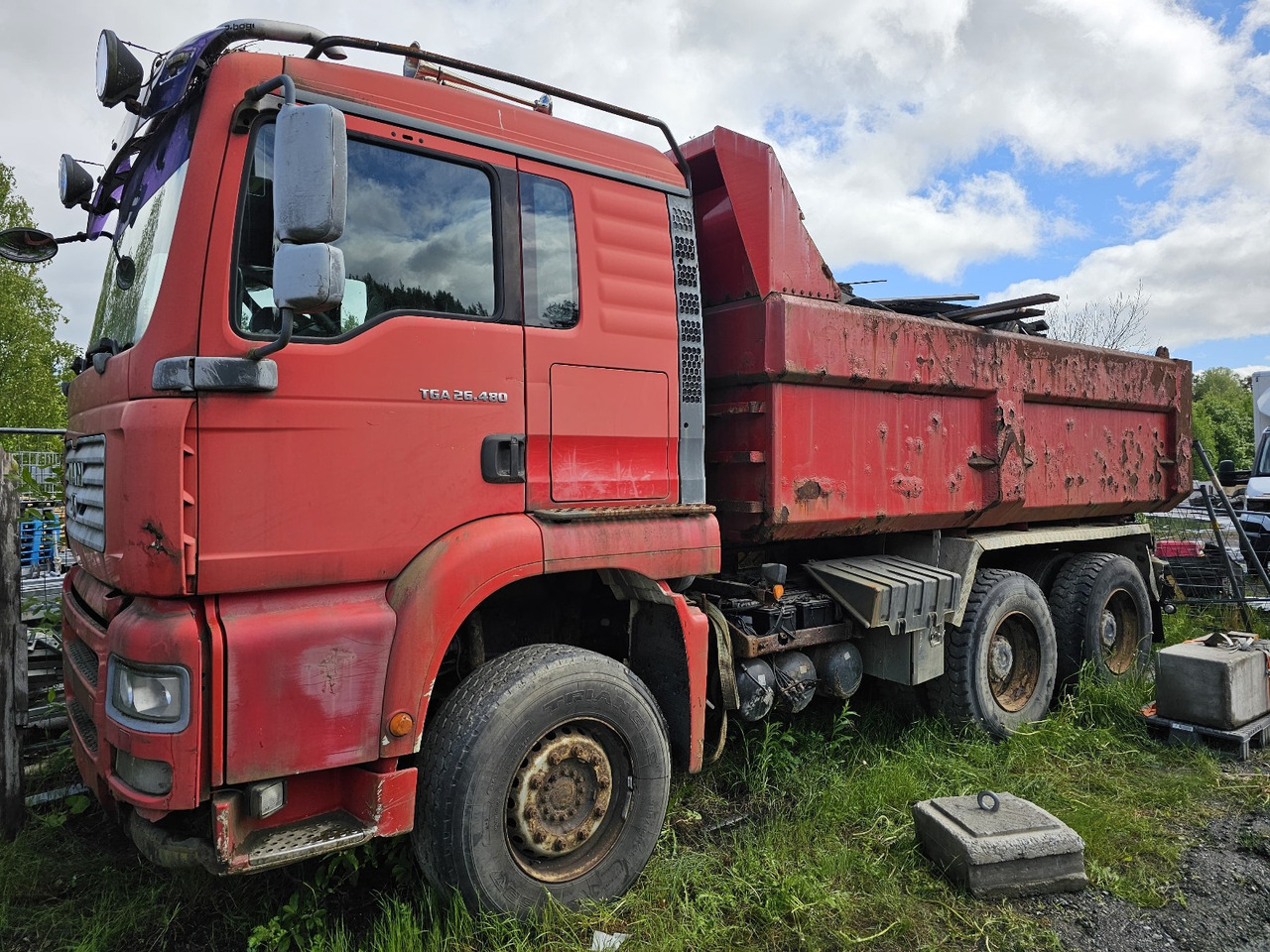 MAN TGA 26.480 6x4 Manual Full Steel - Самосвал: фото 1 MAN TGA 26.480 6x4 Manual Full Steel - Самосвал: фото 1