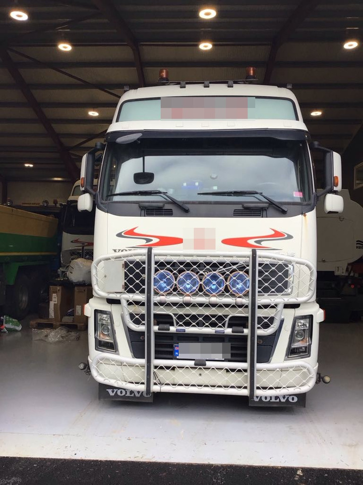 Volvo FH16 610 - Тягач: фото 3 Volvo FH16 610 - Тягач: фото 3