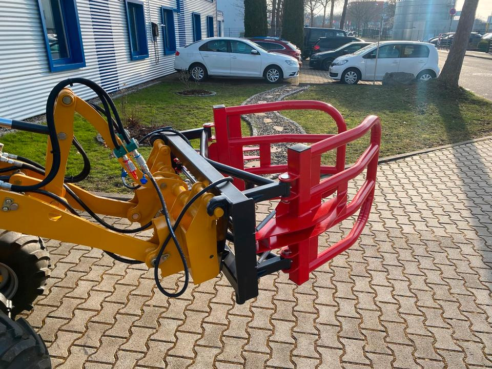 Ballengreifer/Ballenzange 1,80M *INKL.19% MWST*EURO-AUFNAHME*SOFORT VERFÜGBAR!* - Захват: фото 5 Ballengreifer/Ballenzange 1,80M *INKL.19% MWST*EURO-AUFNAHME*SOFORT VERFÜGBAR!* - Захват: фото 5