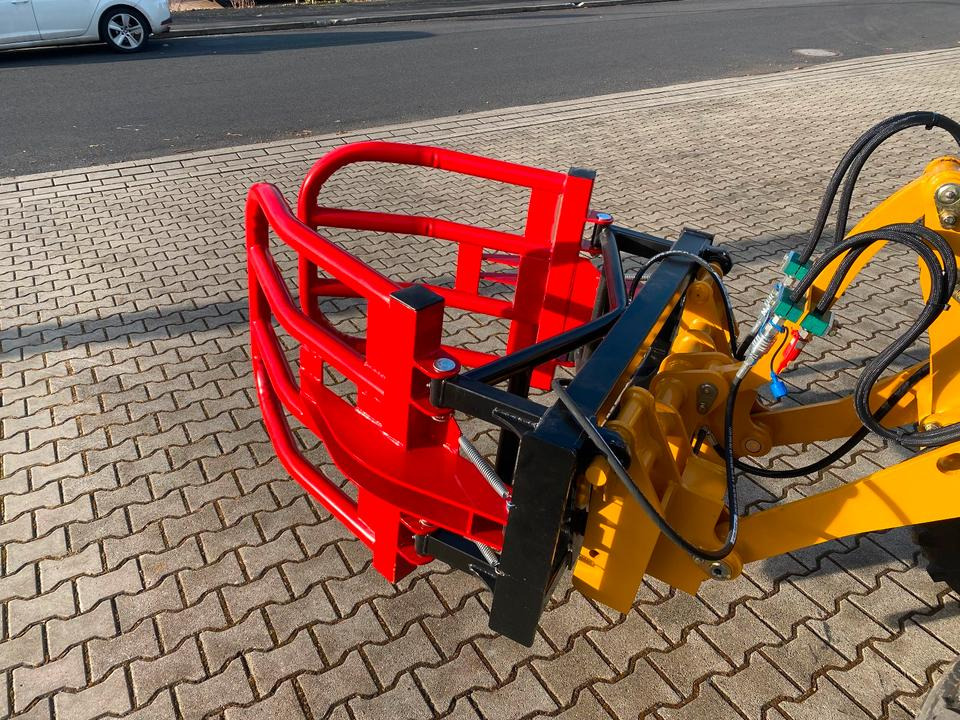 Ballengreifer/Ballenzange 1,80M *INKL.19% MWST*EURO-AUFNAHME*SOFORT VERFÜGBAR!* - Захват: фото 4 Ballengreifer/Ballenzange 1,80M *INKL.19% MWST*EURO-AUFNAHME*SOFORT VERFÜGBAR!* - Захват: фото 4