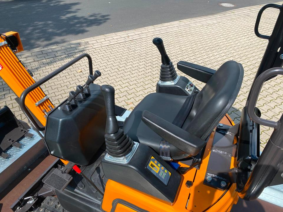 Minibagger BK1300JSR + Anhänger + Zubehör *INKL.19% MWST*BERGER KRAUS*KUBOTA*JOYSTICK*SCHENKWARM*SOFORT!* - Мини-экскаватор, Прицеп: фото 5 Minibagger BK1300JSR + Anhänger + Zubehör *INKL.19% MWST*BERGER KRAUS*KUBOTA*JOYSTICK*SCHENKWARM*SOFORT!* - Мини-экскаватор, Прицеп: фото 5