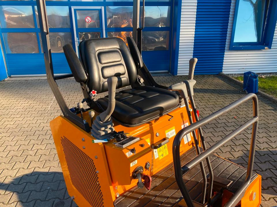 Minibagger BK1500JS + Zubehör *INKL.19% MWST*BERGER KRAUS*KUBOTA*JOYSTICK*ZUBEHÖRPAKET*SOFORT!* - Мини-экскаватор: фото 5 Minibagger BK1500JS + Zubehör *INKL.19% MWST*BERGER KRAUS*KUBOTA*JOYSTICK*ZUBEHÖRPAKET*SOFORT!* - Мини-экскаватор: фото 5