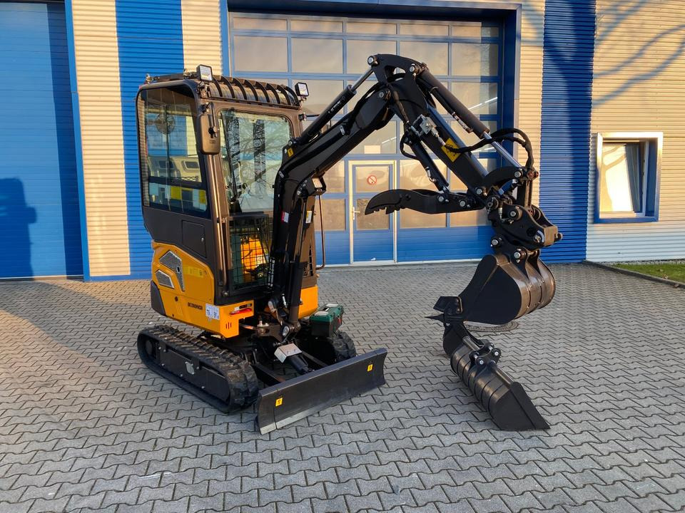 Minibagger BK2000NKSR inkl. Schaufelpaket *INKL.19% MWST*BERGER KRAUS*KUBOTA* KLIMA*SCHWENKARM*VERSTELLFAHRWERK* - Мини-экскаватор: фото 3 Minibagger BK2000NKSR inkl. Schaufelpaket *INKL.19% MWST*BERGER KRAUS*KUBOTA* KLIMA*SCHWENKARM*VERSTELLFAHRWERK* - Мини-экскаватор: фото 3