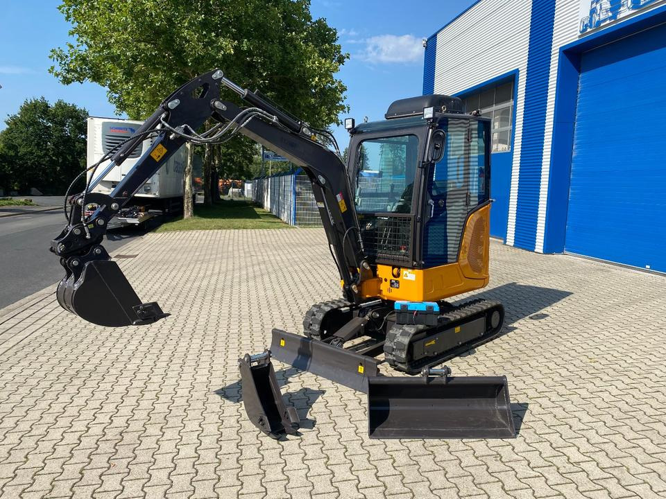 Minibagger BK2800ASR inkl. Schaufelpaket *INKL.19% MWST*BERGER KRAUS*KUBOTA*SCHWENKARM* VERSTELLFAHRWERK*KLIMA* - Мини-экскаватор: фото 1 Minibagger BK2800ASR inkl. Schaufelpaket *INKL.19% MWST*BERGER KRAUS*KUBOTA*SCHWENKARM* VERSTELLFAHRWERK*KLIMA* - Мини-экскаватор: фото 1