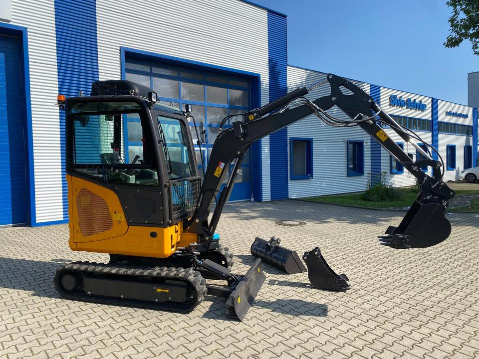 Minibagger BK2800ASR inkl. Schaufelpaket *INKL.19% MWST*BERGER KRAUS*KUBOTA*SCHWENKARM* VERSTELLFAHRWERK*KLIMA* - Мини-экскаватор: фото 4 Minibagger BK2800ASR inkl. Schaufelpaket *INKL.19% MWST*BERGER KRAUS*KUBOTA*SCHWENKARM* VERSTELLFAHRWERK*KLIMA* - Мини-экскаватор: фото 4