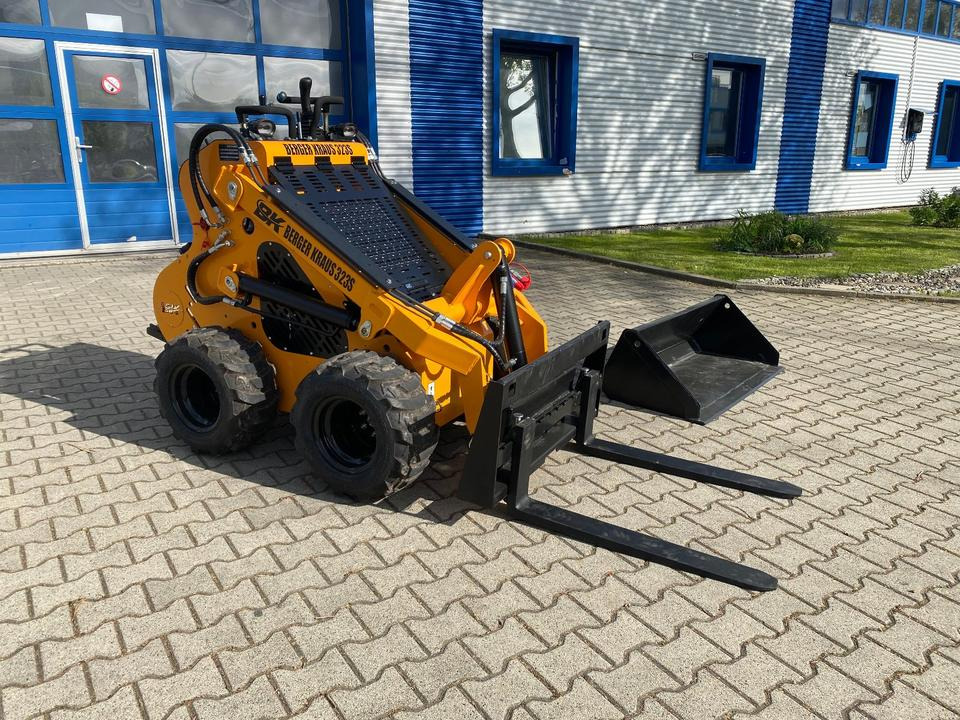 Radlader / Minilader BK323S mit Gabelpaket *INKL.19% MWST*BERGER KRAUS*BRIGGS&STRATTON*SOFORT!* - Мини-погрузчик с бортовым поворотом: фото 1 Radlader / Minilader BK323S mit Gabelpaket *INKL.19% MWST*BERGER KRAUS*BRIGGS&STRATTON*SOFORT!* - Мини-погрузчик с бортовым поворотом: фото 1