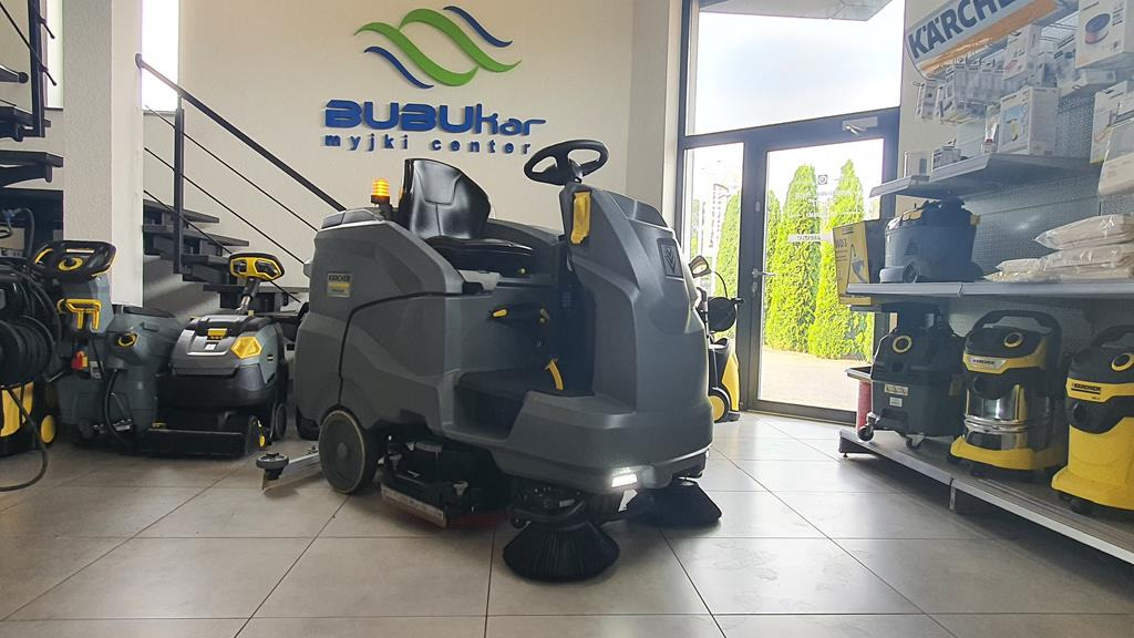 KÄRCHER Szorowarka Zamiatarka KARCHER B200 R Dose SB Serwis GWARANCJA 2019 YEAR - Поломоечная машина: фото 1 KÄRCHER Szorowarka Zamiatarka KARCHER B200 R Dose SB Serwis GWARANCJA 2019 YEAR - Поломоечная машина: фото 1