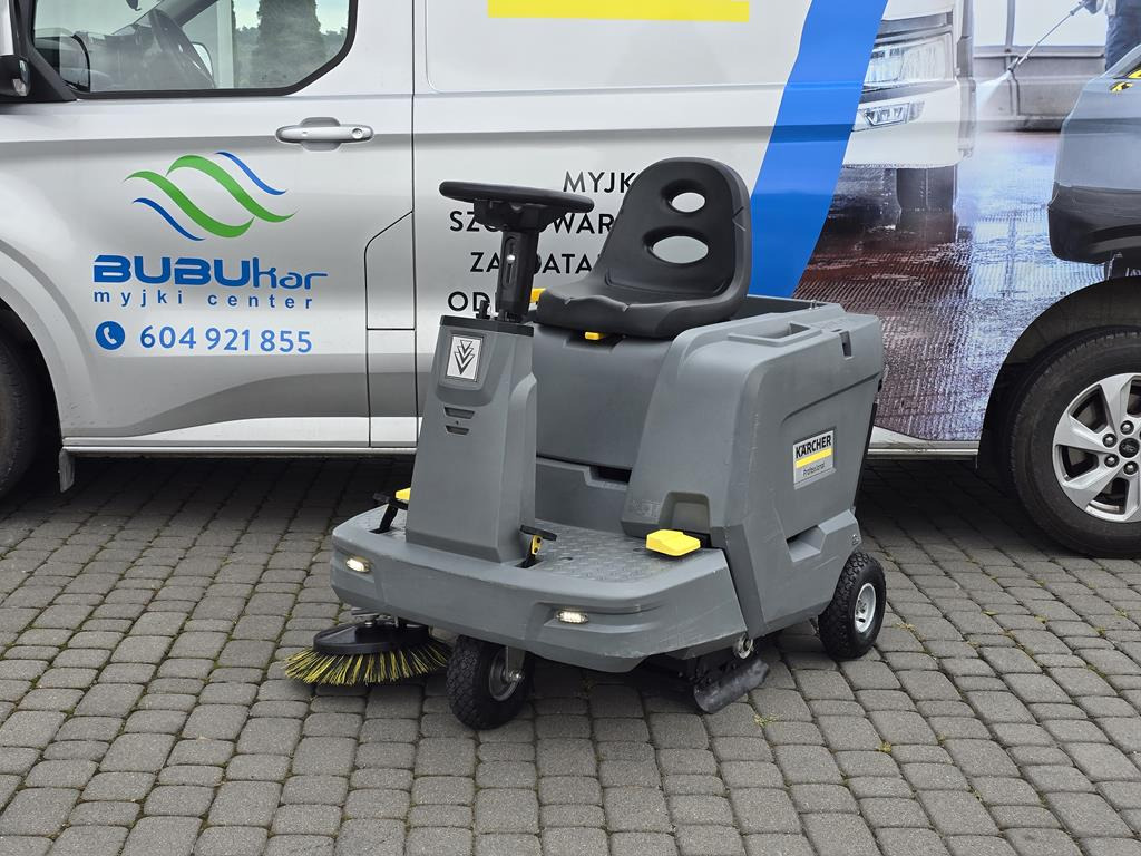 KÄRCHER Zamiatarka KARCHER KM 85/50 R Bp Pack 2019 R 91 HOURS - Промышленная подметальная машина: фото 1 KÄRCHER Zamiatarka KARCHER KM 85/50 R Bp Pack 2019 R 91 HOURS - Промышленная подметальная машина: фото 1
