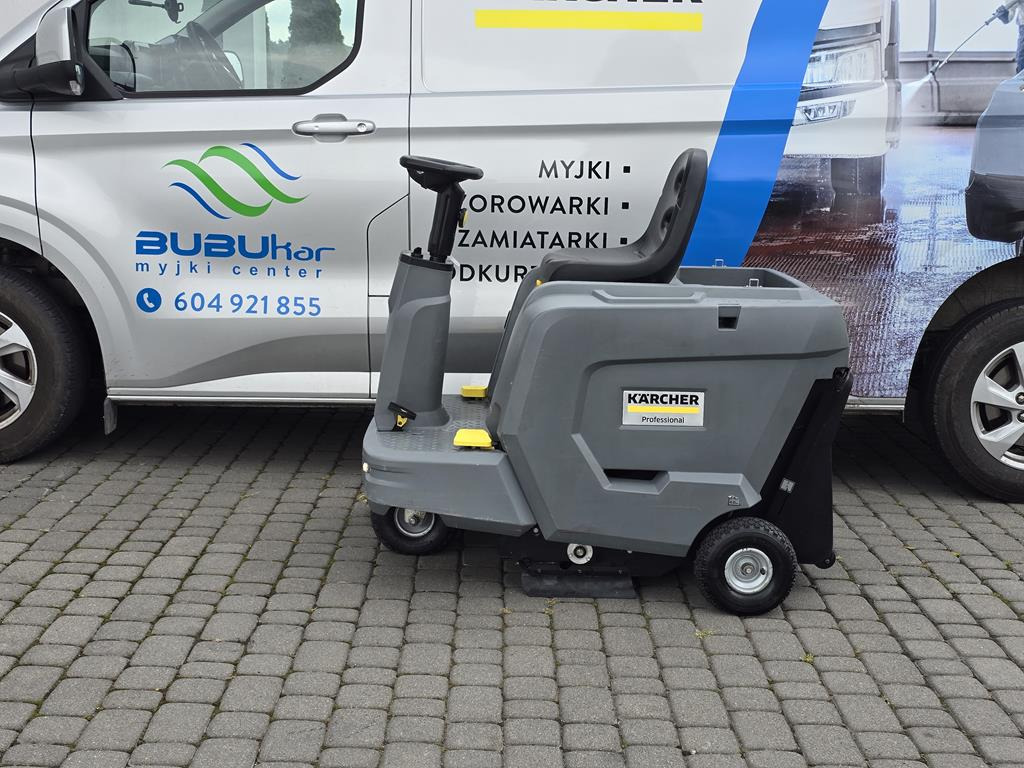 KÄRCHER Zamiatarka KARCHER KM 85/50 R Bp Pack 2019 R 91 HOURS - Промышленная подметальная машина: фото 4 KÄRCHER Zamiatarka KARCHER KM 85/50 R Bp Pack 2019 R 91 HOURS - Промышленная подметальная машина: фото 4