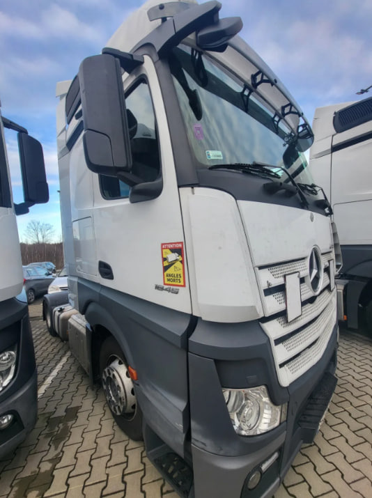 Mercedes-Benz ACTROS 1845 mega WDF - Тягач: фото 1 Mercedes-Benz ACTROS 1845 mega WDF - Тягач: фото 1