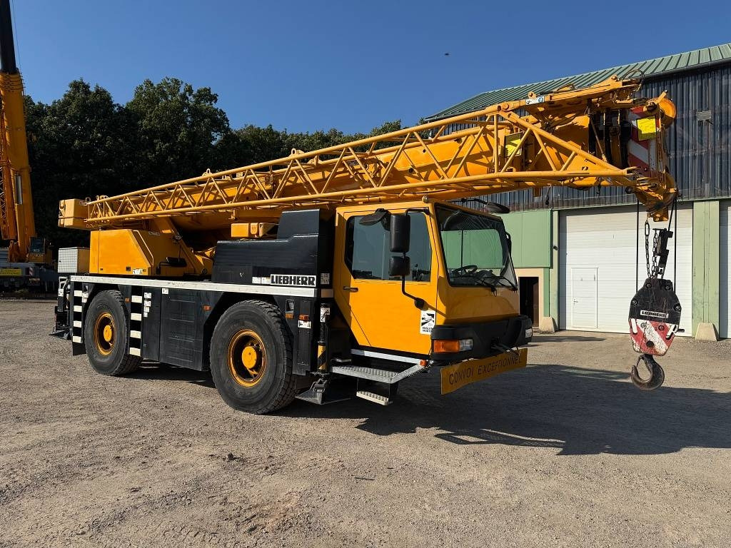 Liebherr LTM 1030-2.1 - Мобильный кран: фото 1 Liebherr LTM 1030-2.1 - Мобильный кран: фото 1