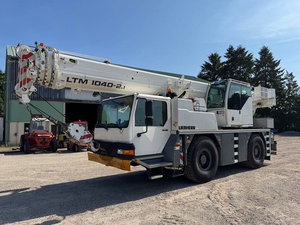 Liebherr LTM 1040-2.1 - Вседорожный кран: фото 1 Liebherr LTM 1040-2.1 - Вседорожный кран: фото 1