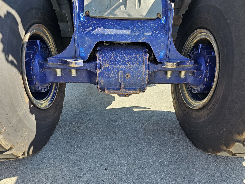 Колёсный погрузчик LIEBHERR L556: фото 21 Колёсный погрузчик LIEBHERR L556: фото 21