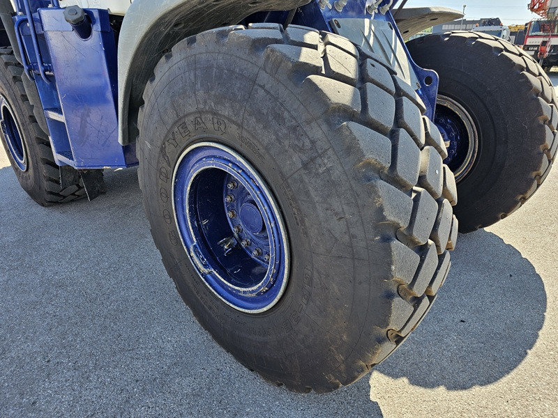 Колёсный погрузчик LIEBHERR L556: фото 26 Колёсный погрузчик LIEBHERR L556: фото 26