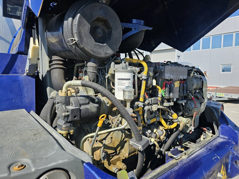 Колёсный погрузчик LIEBHERR L556: фото 23 Колёсный погрузчик LIEBHERR L556: фото 23