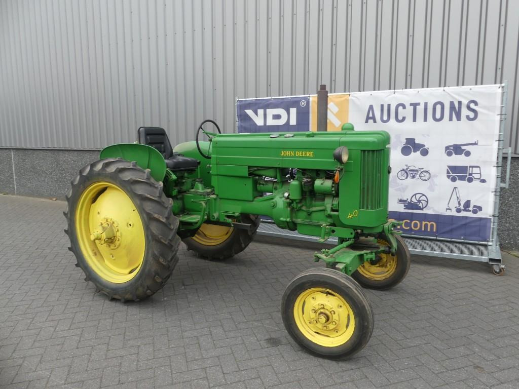 Трактор John-Deere 40: фото 34