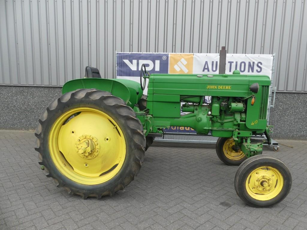 Трактор John-Deere 40: фото 35