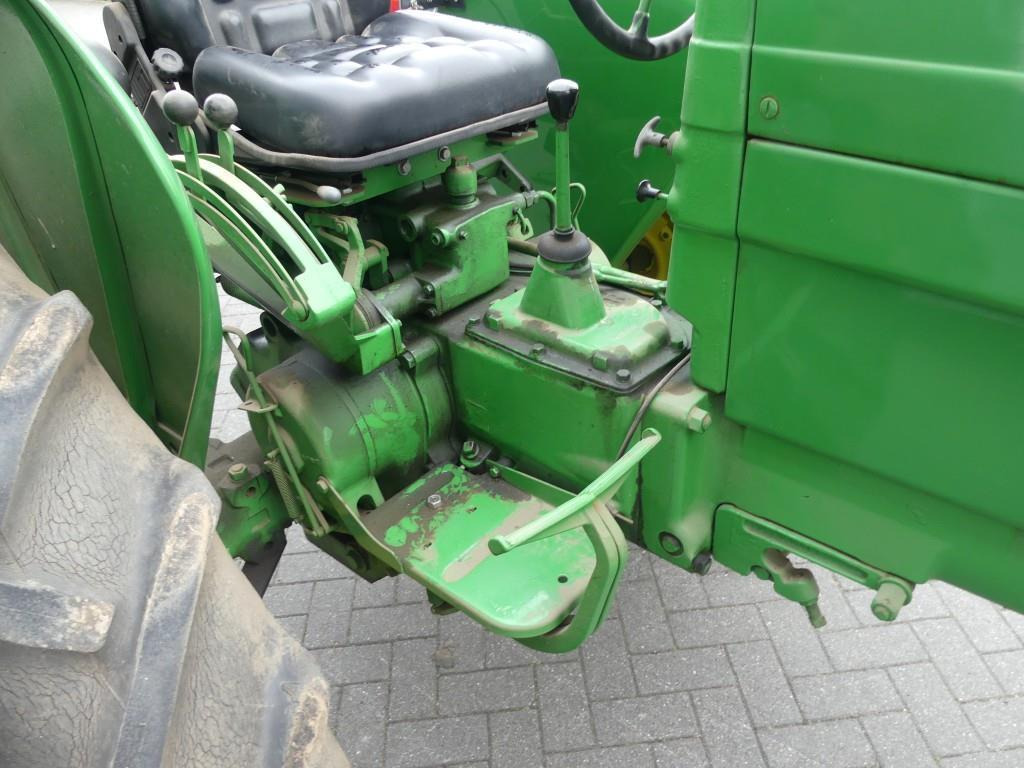 Трактор John-Deere 40: фото 31