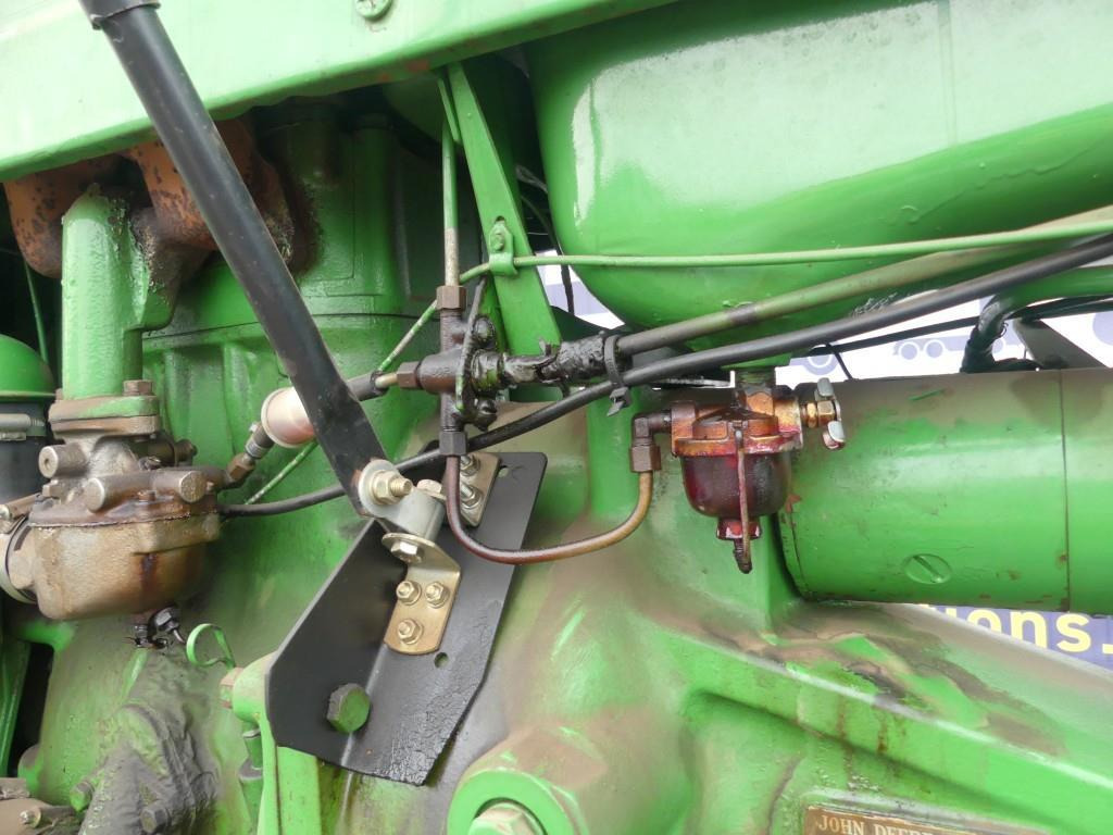 Трактор John-Deere 40: фото 22