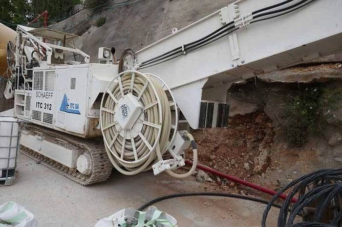 Schaeff ITC312 - Буровая машина: фото 4 Schaeff ITC312 - Буровая машина: фото 4