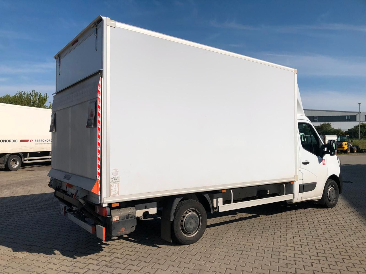 Renault MASTER RED 3.5T*LBW*Klima*4.2m*AUCH MIETE - Фургон с закрытым кузовом: фото 2 Renault MASTER RED 3.5T*LBW*Klima*4.2m*AUCH MIETE - Фургон с закрытым кузовом: фото 2