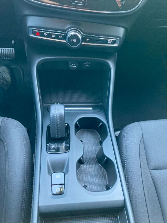Volvo XC 40 T4 Insc. Expr. Recharge Plug-In Hyb. 2WD  в лизинг Volvo XC 40 T4 Insc. Expr. Recharge Plug-In Hyb. 2WD: фото 11