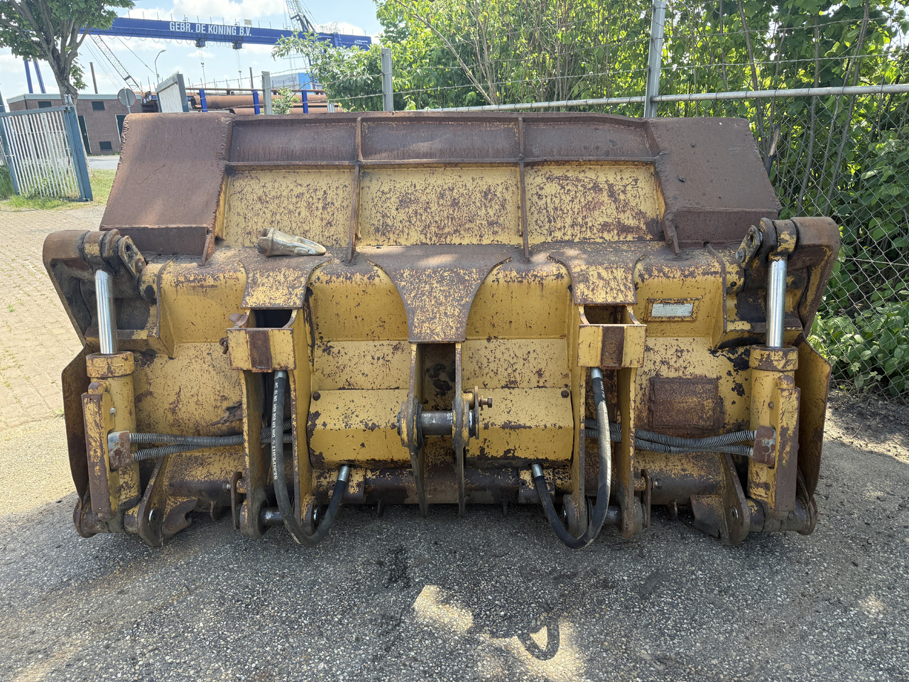 CATERPILLAR 953 - Гусеничный погрузчик: фото 2 CATERPILLAR 953 - Гусеничный погрузчик: фото 2